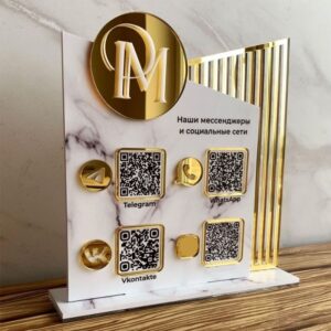 Stand Personalizado en Acrílico para Redes Sociales y QR